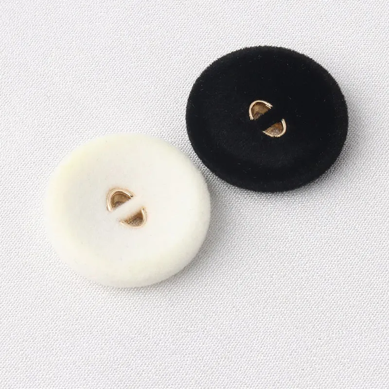15-25mm White Black Flocked Round Two-Hole Buttons for Coats 20 Pack