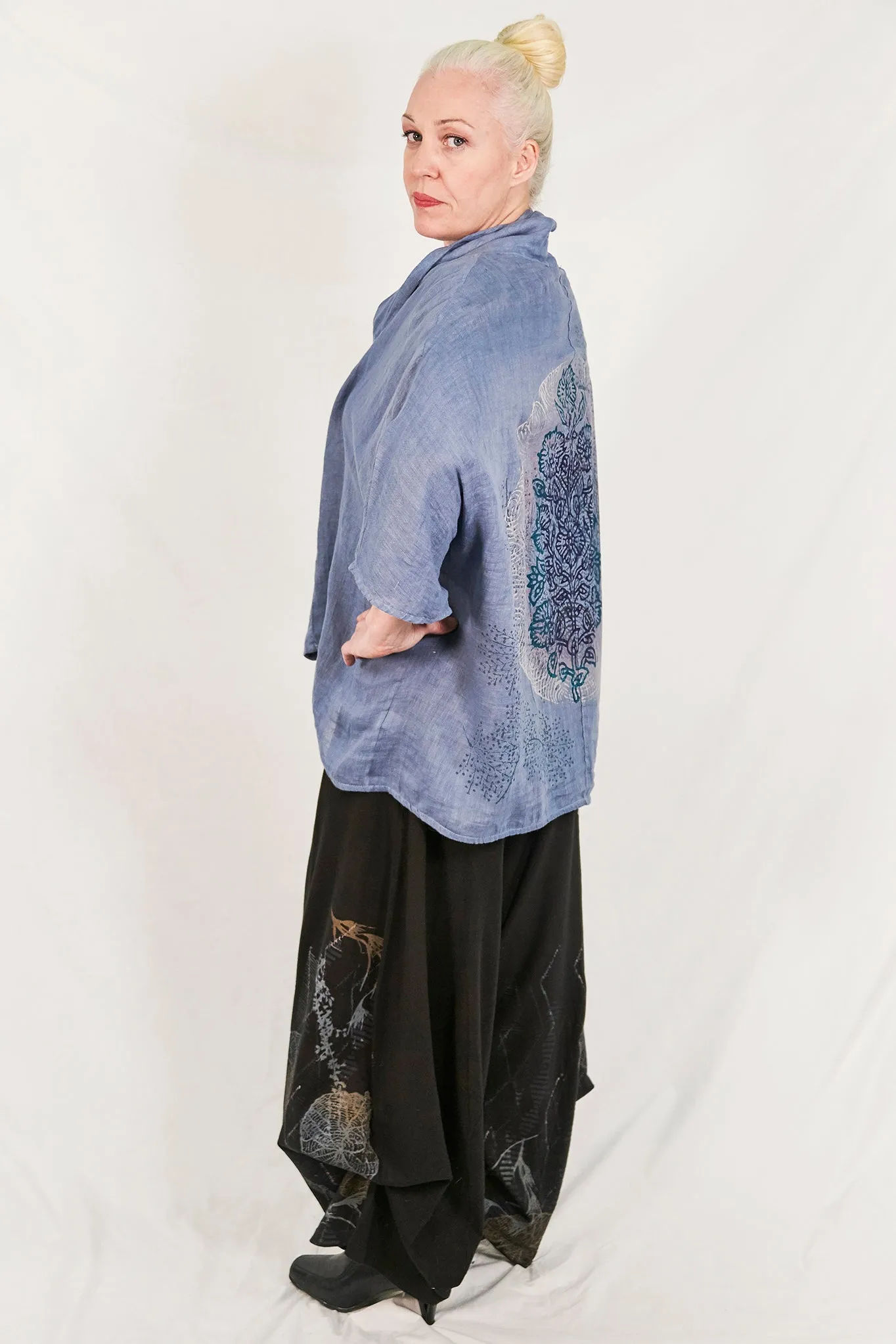 5230-Linen Boxy Cardi Summer Blue-P