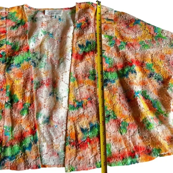 Anthropologie Open Front Wide Sleeve Cropped Floral Lace Shrug