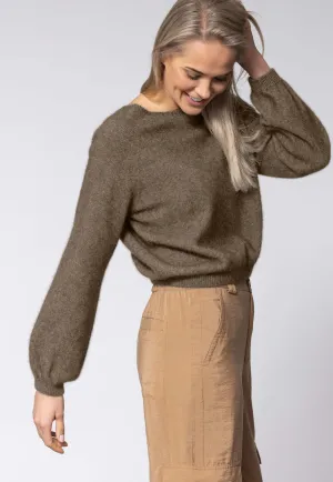Bellow Sleeve Top