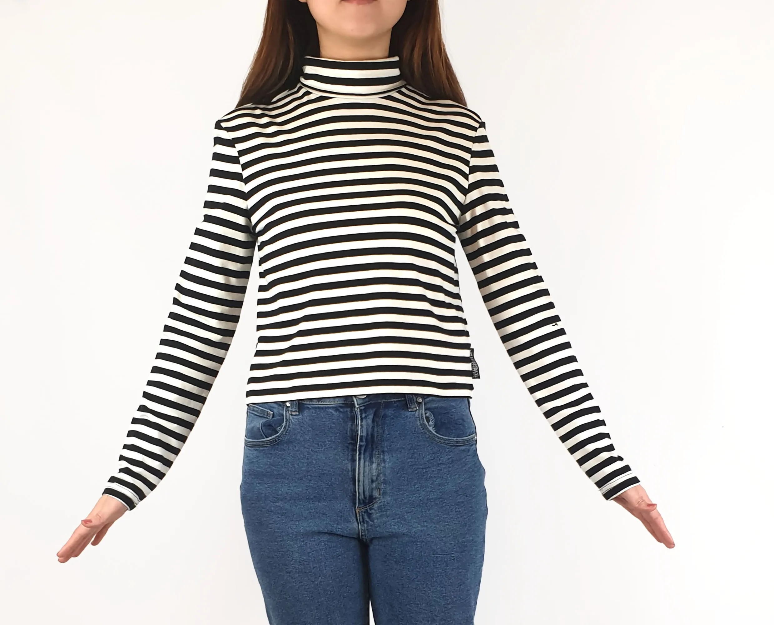 Black Friday black and white striped cropped rollneck top size 10