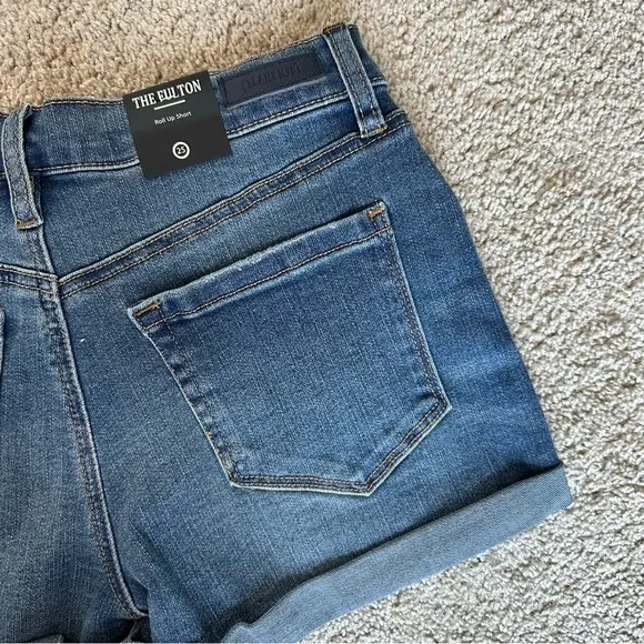 BLANK NYC THE FULTON DENIM ROLL UP SHORTS