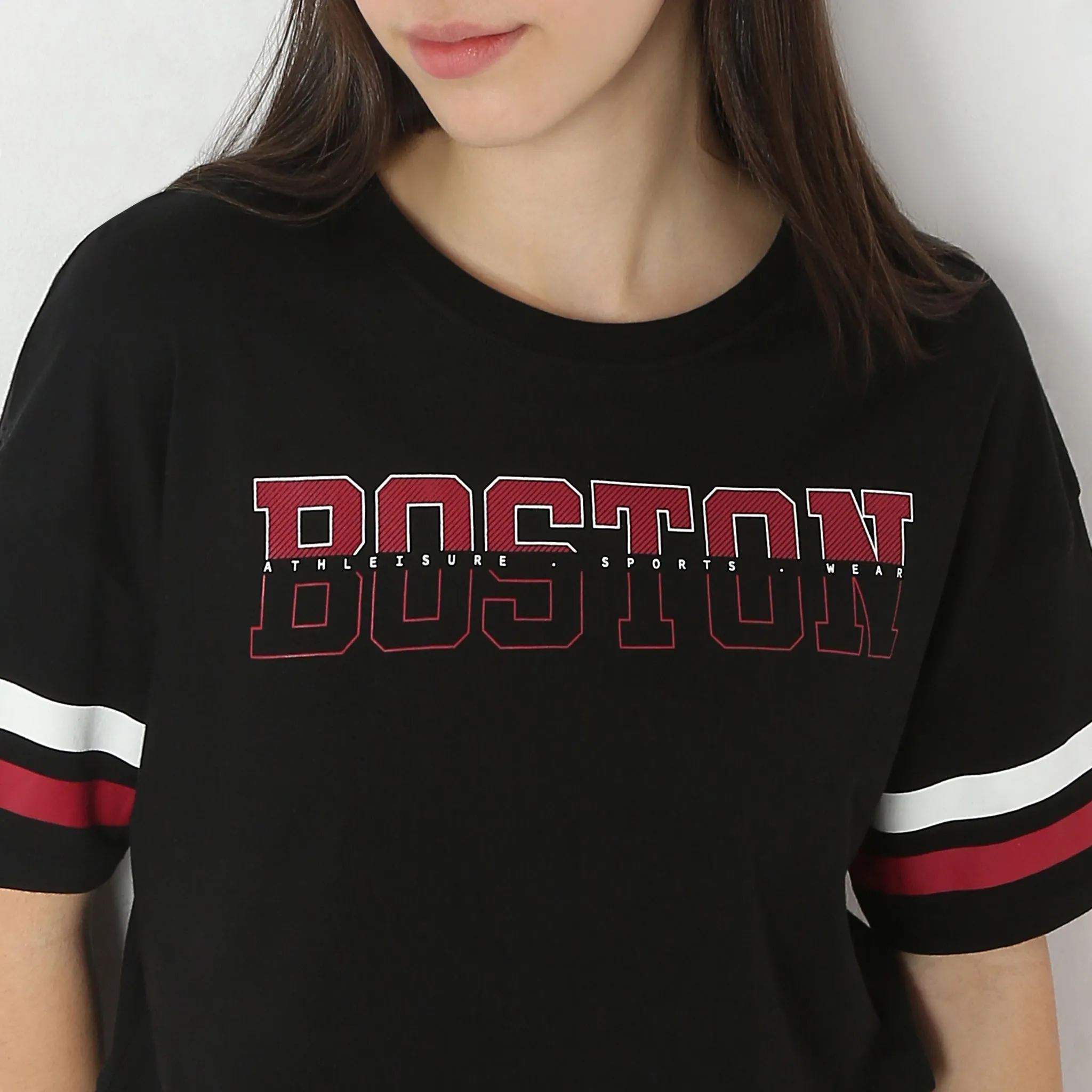 Boxy Fit Graphic Short Sleeve Crop T-Shirt