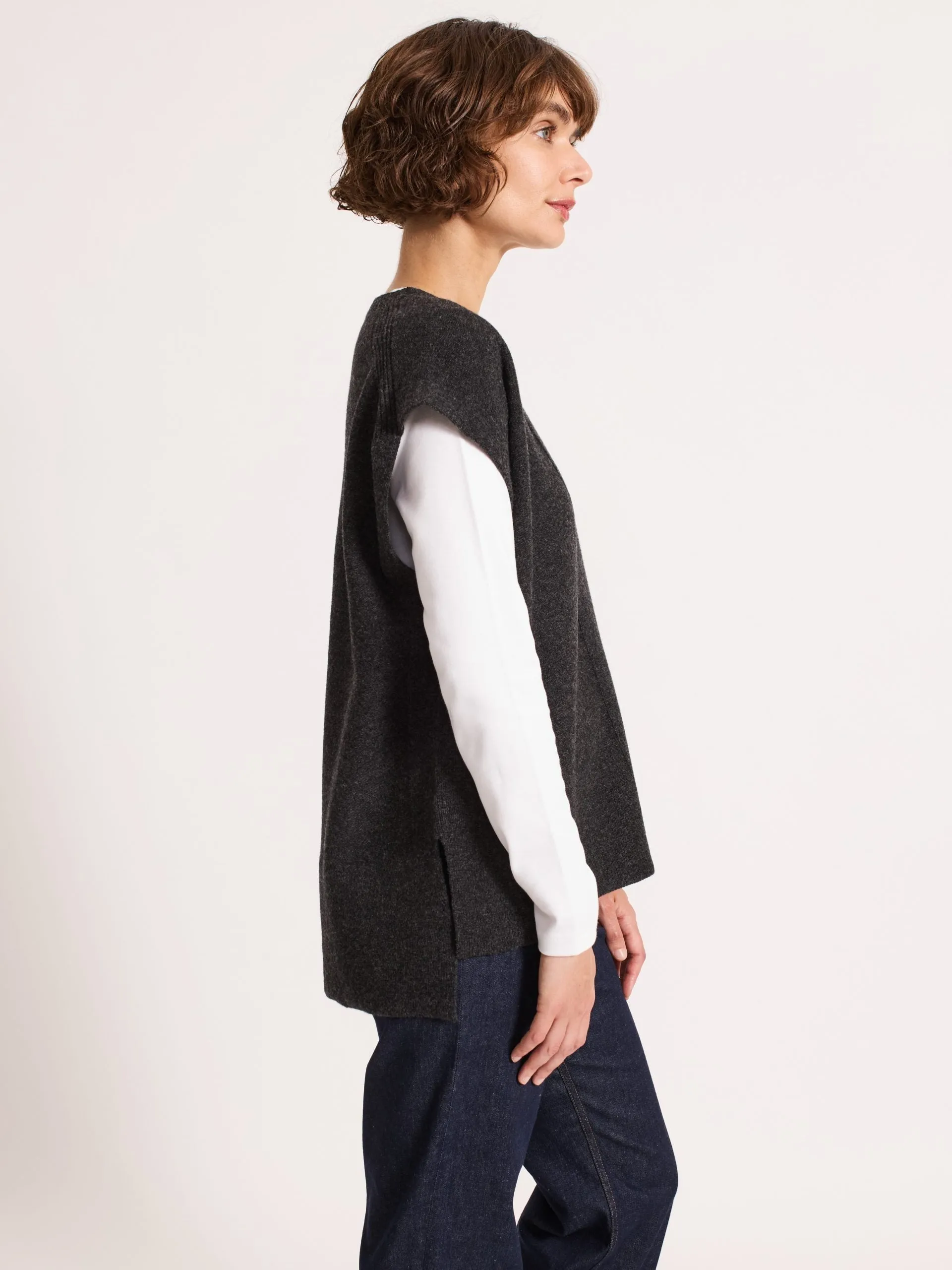 Boxy Wool Slipover Charcoal