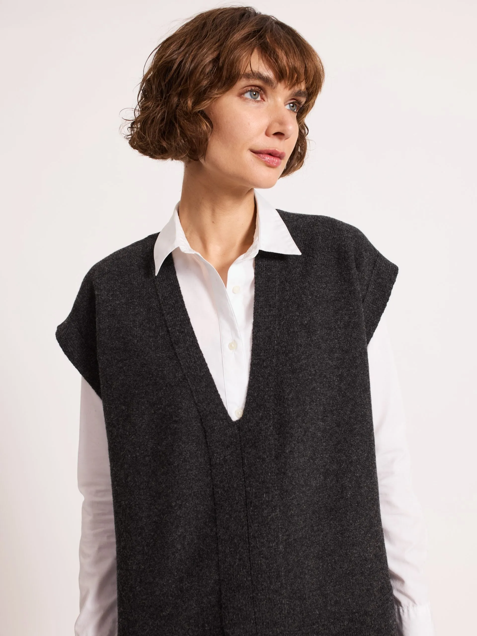 Boxy Wool Slipover Charcoal