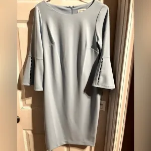 Calvin Klein Light Blue Dress Pearl Accents Bell Sleeves‎ Size 10 Lined Career