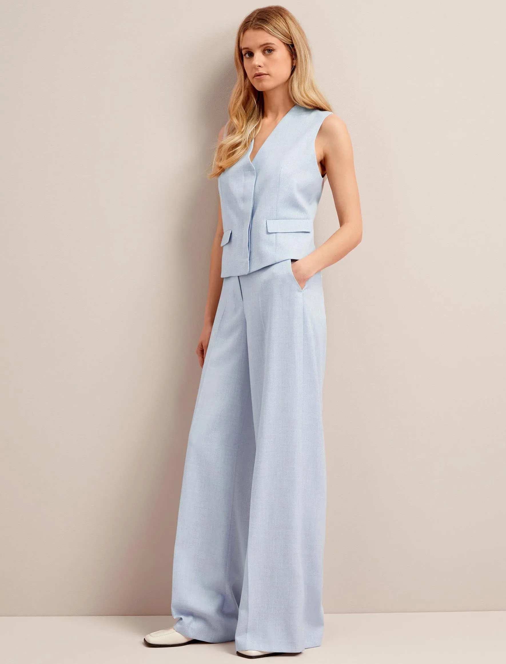Deacon Linen Blend Waistcoat - Pale Blue