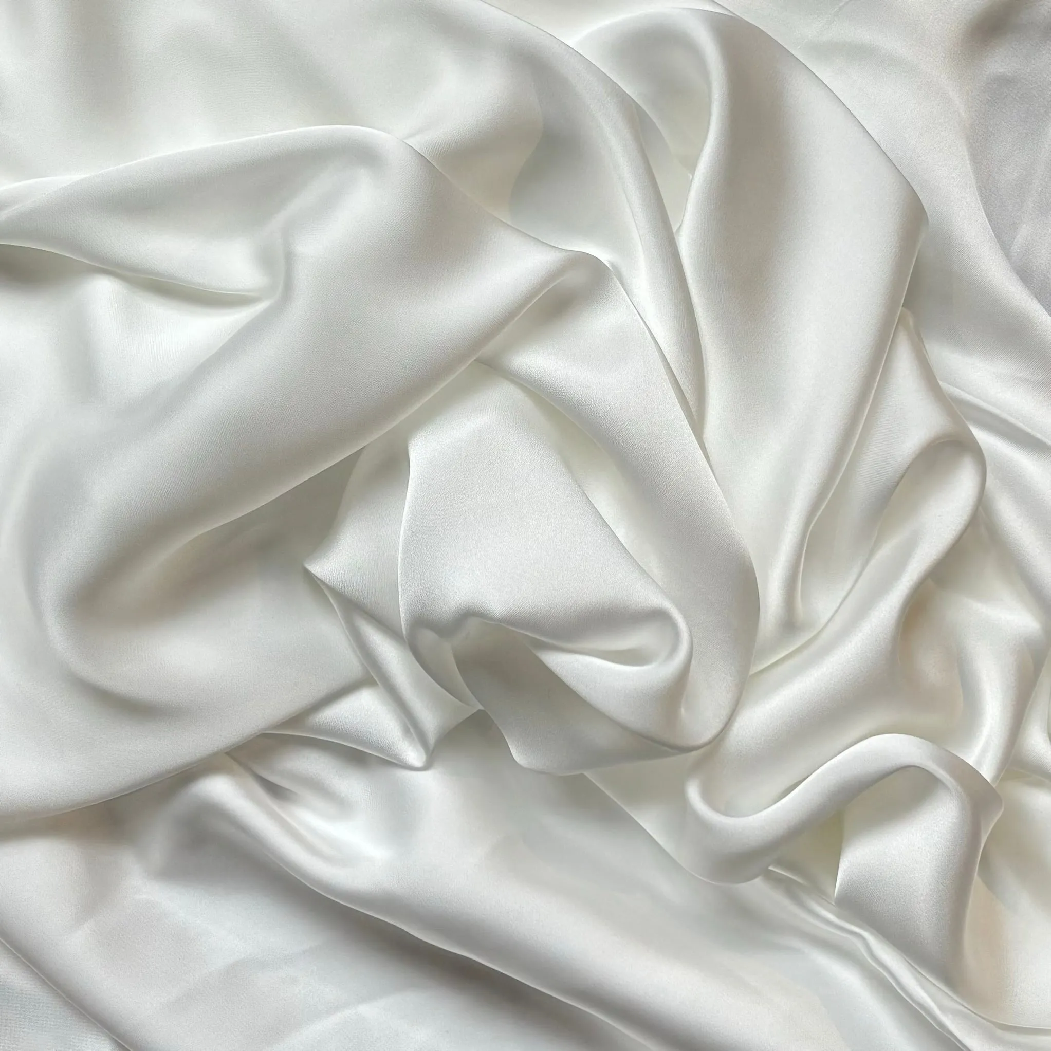 DELUXE (Satin Chiffon)