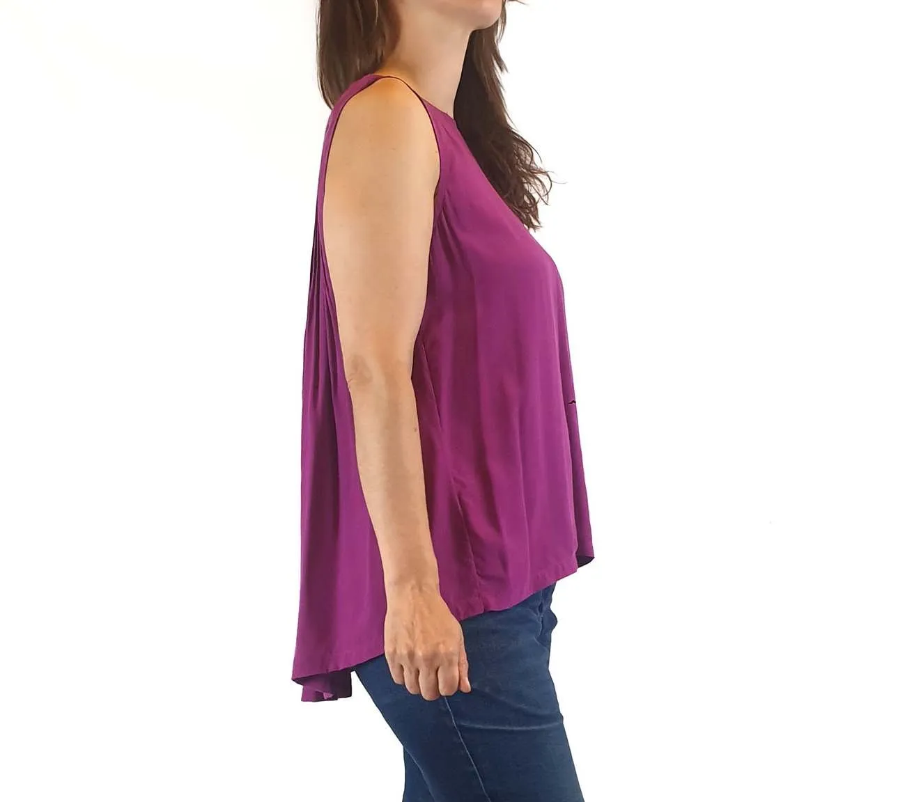 Elk preloved magenta purple sleeveless top size 8