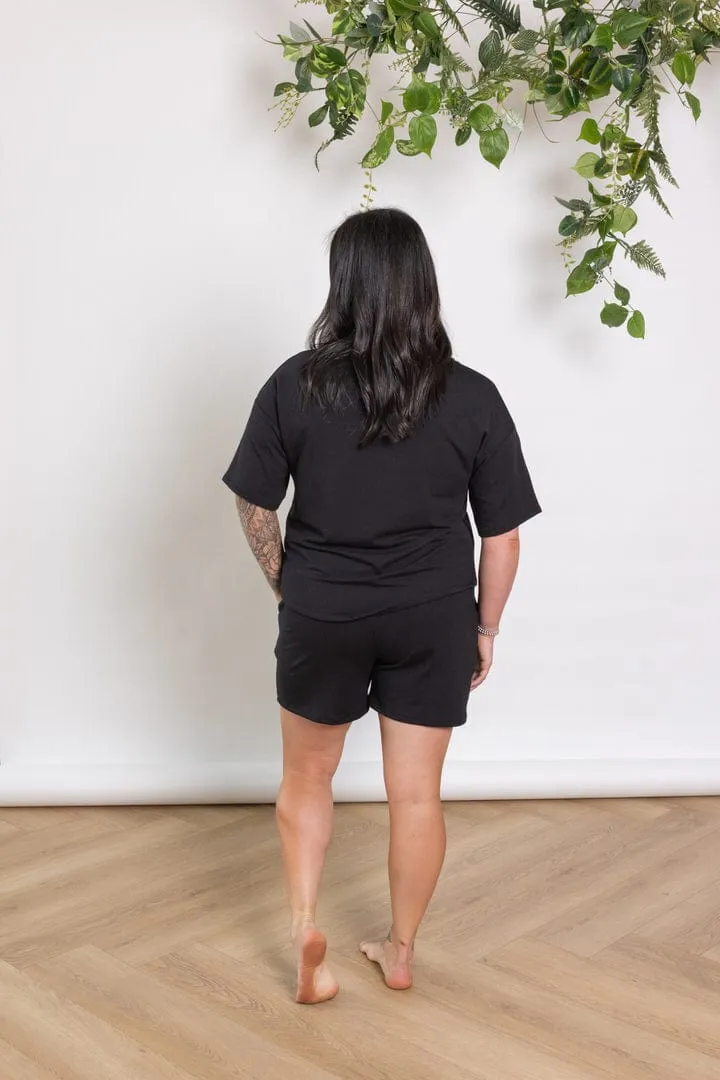 French Terry Shorts in Onyx