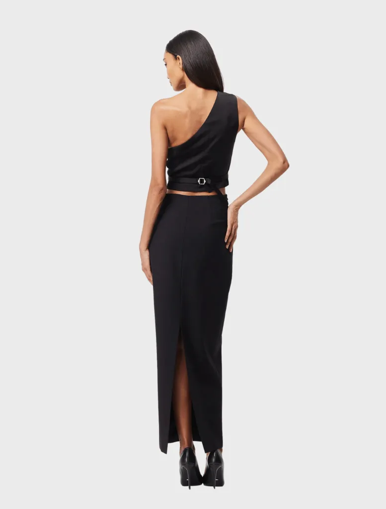 In Pursuit Vest - Black
