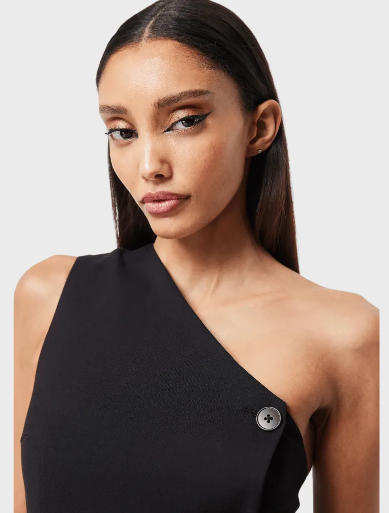 In Pursuit Vest - Black