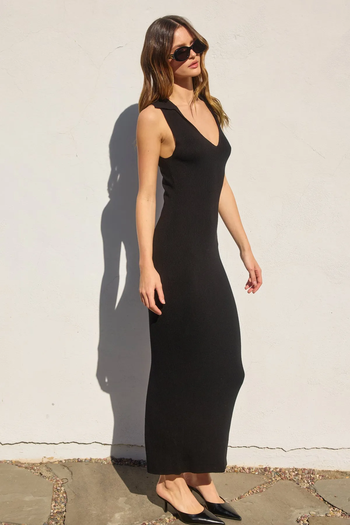 Jennis Sleeveless Collared Maxi Light Knit Dress