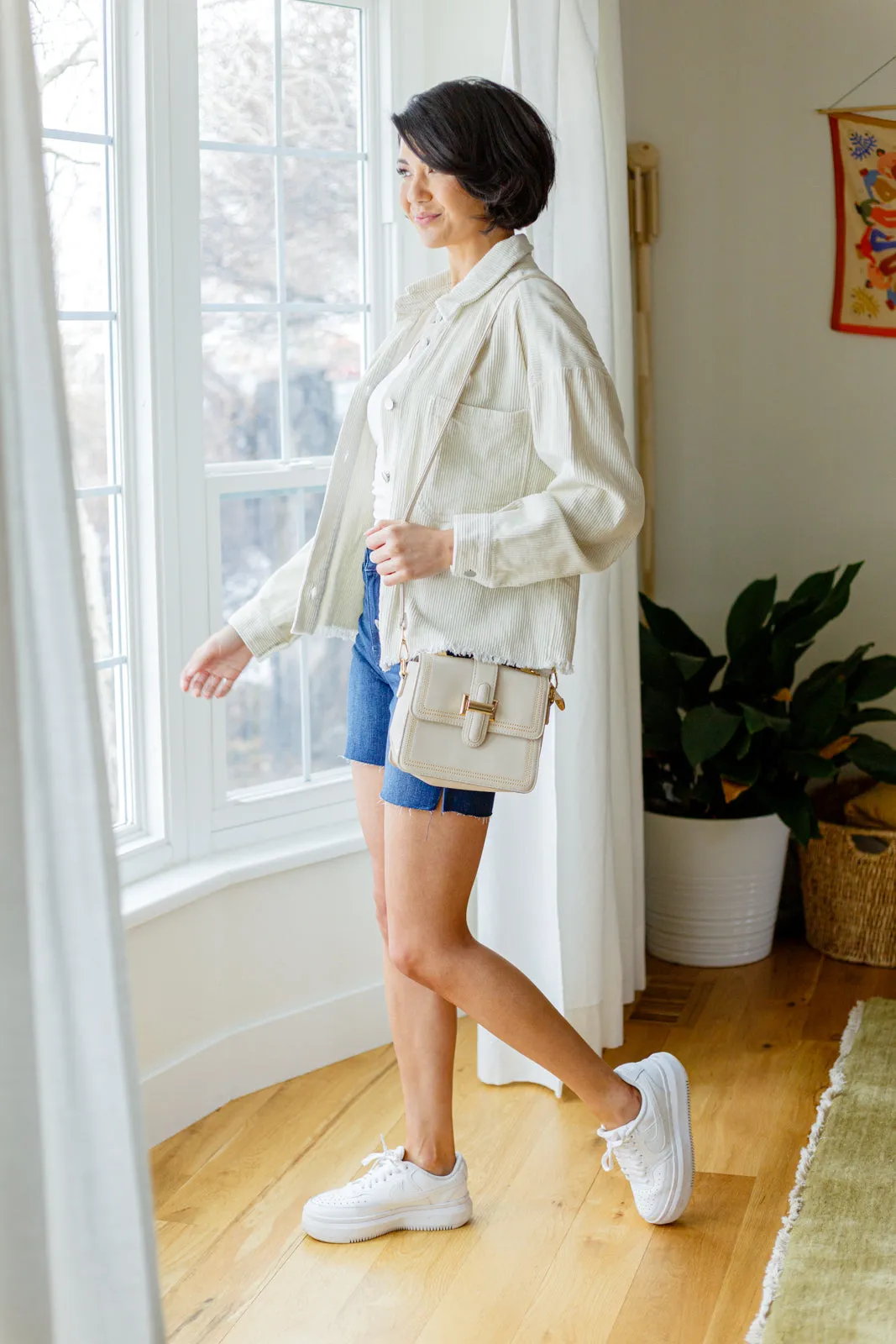JUDY BLUE Cassie Mid Rise Cutoff Shorts