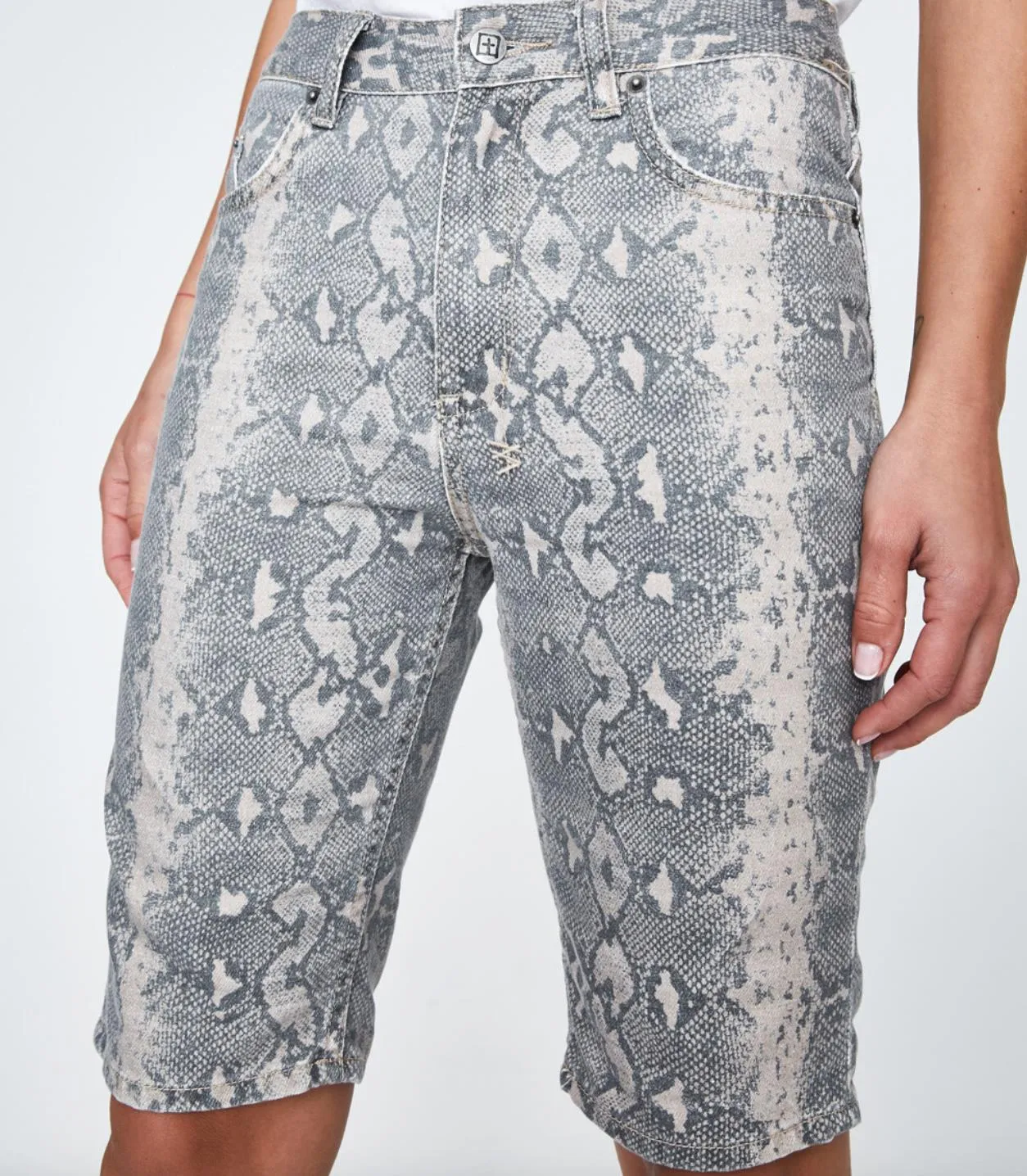 Ksubi Womens Snake Print Long Denim Short Size 26 (New, RRP $199.95)