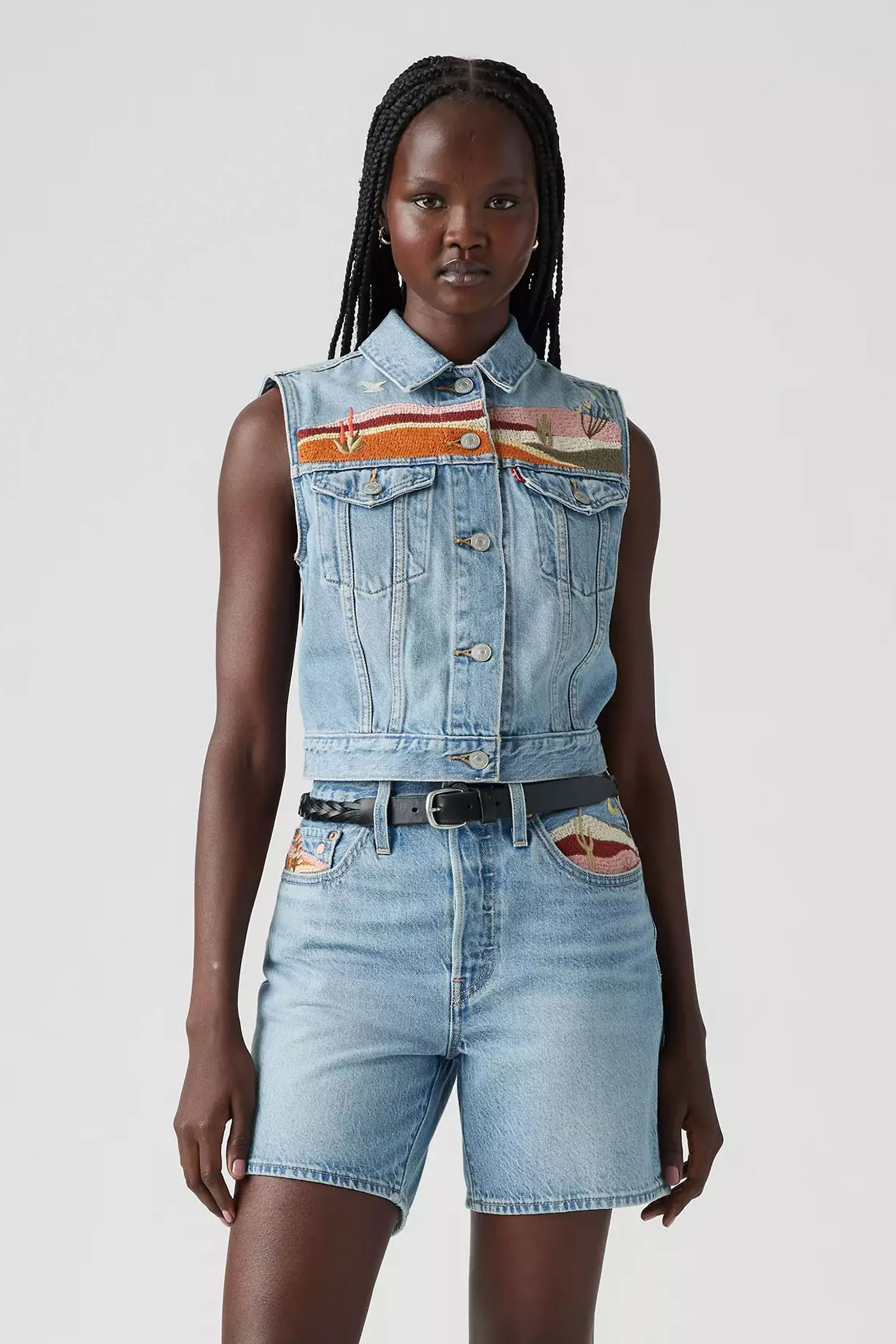 LEVIS - EMBROIDERED XS VEST