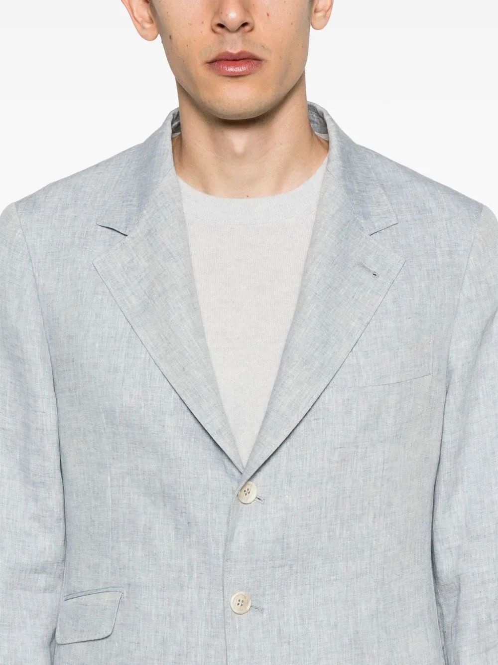 Linen single-breasted suit