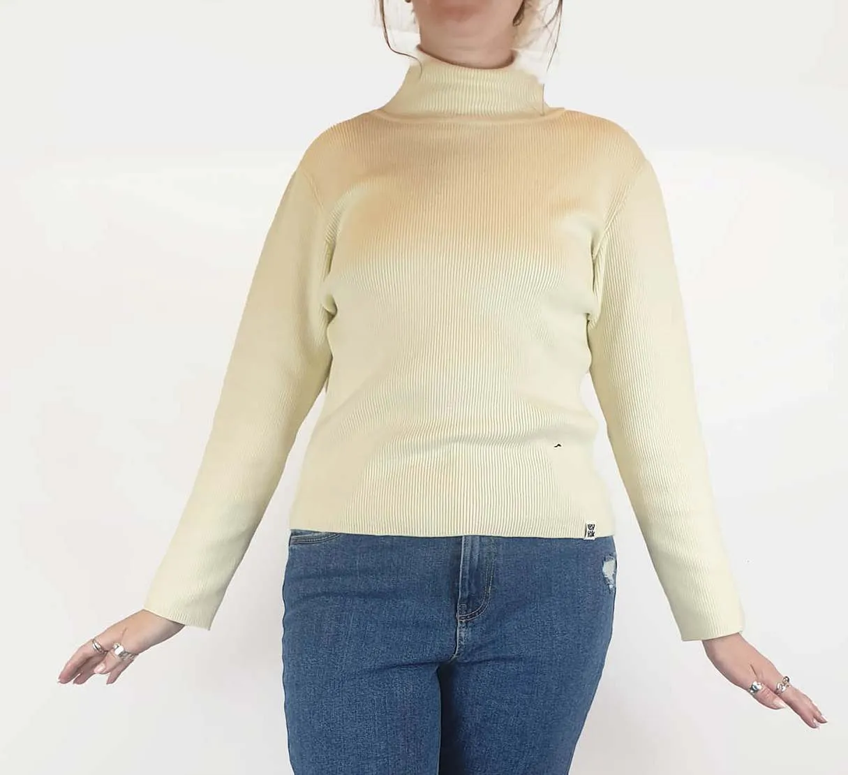 Lucy & Yak cream knit long sleeve top size L, fits 12-14
