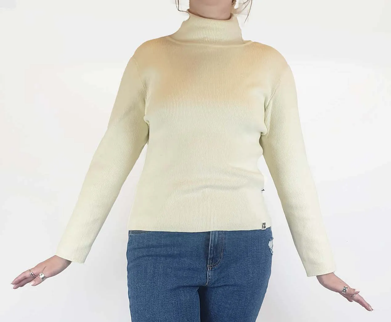 Lucy & Yak cream knit long sleeve top size L, fits 12-14