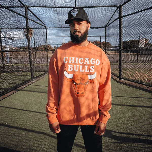 Mitchell & Ness - Vintage Big Logo Crew BULLS - Faded Red