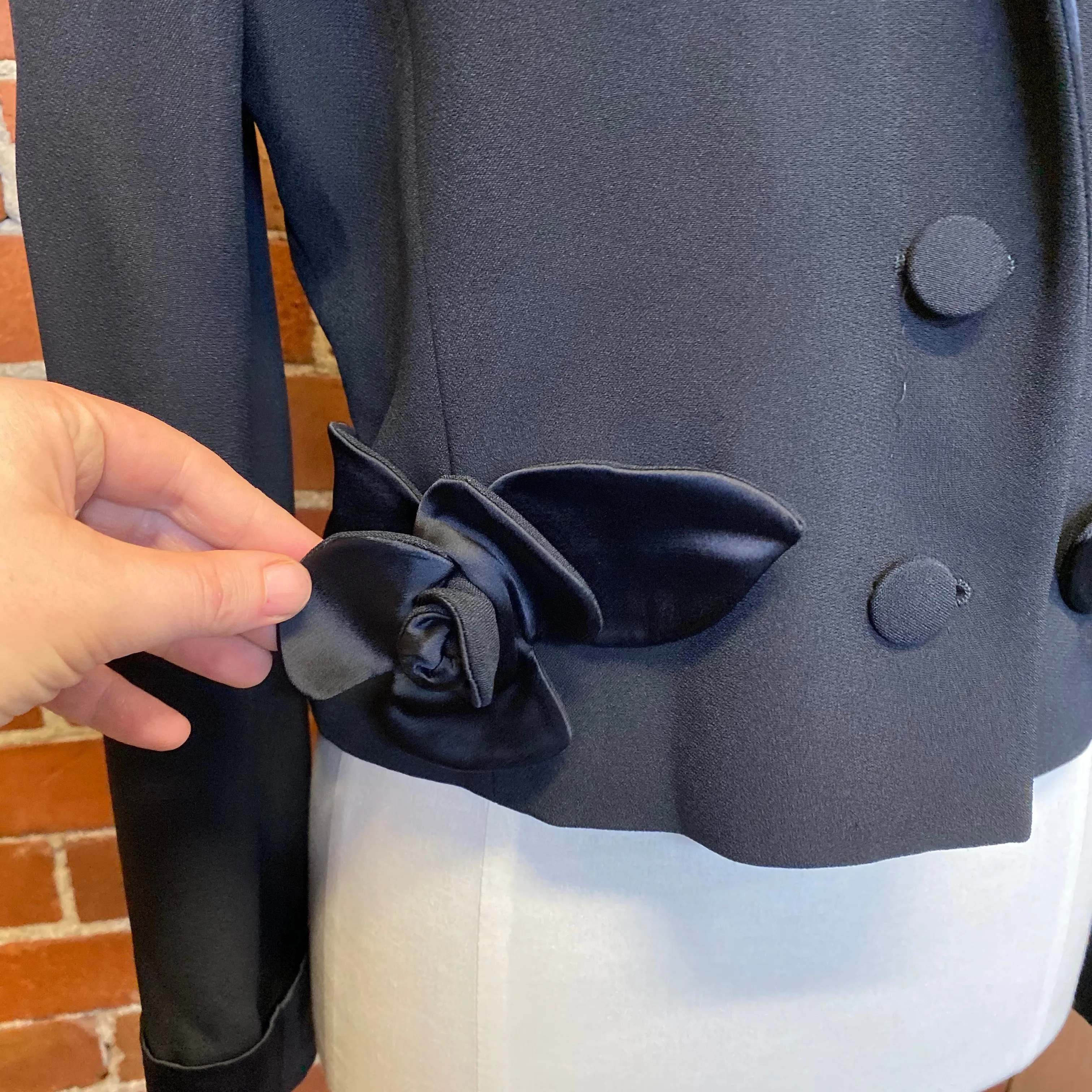 MOSCHINO CHEAP AND CHIC 1990s tuxedo jacket