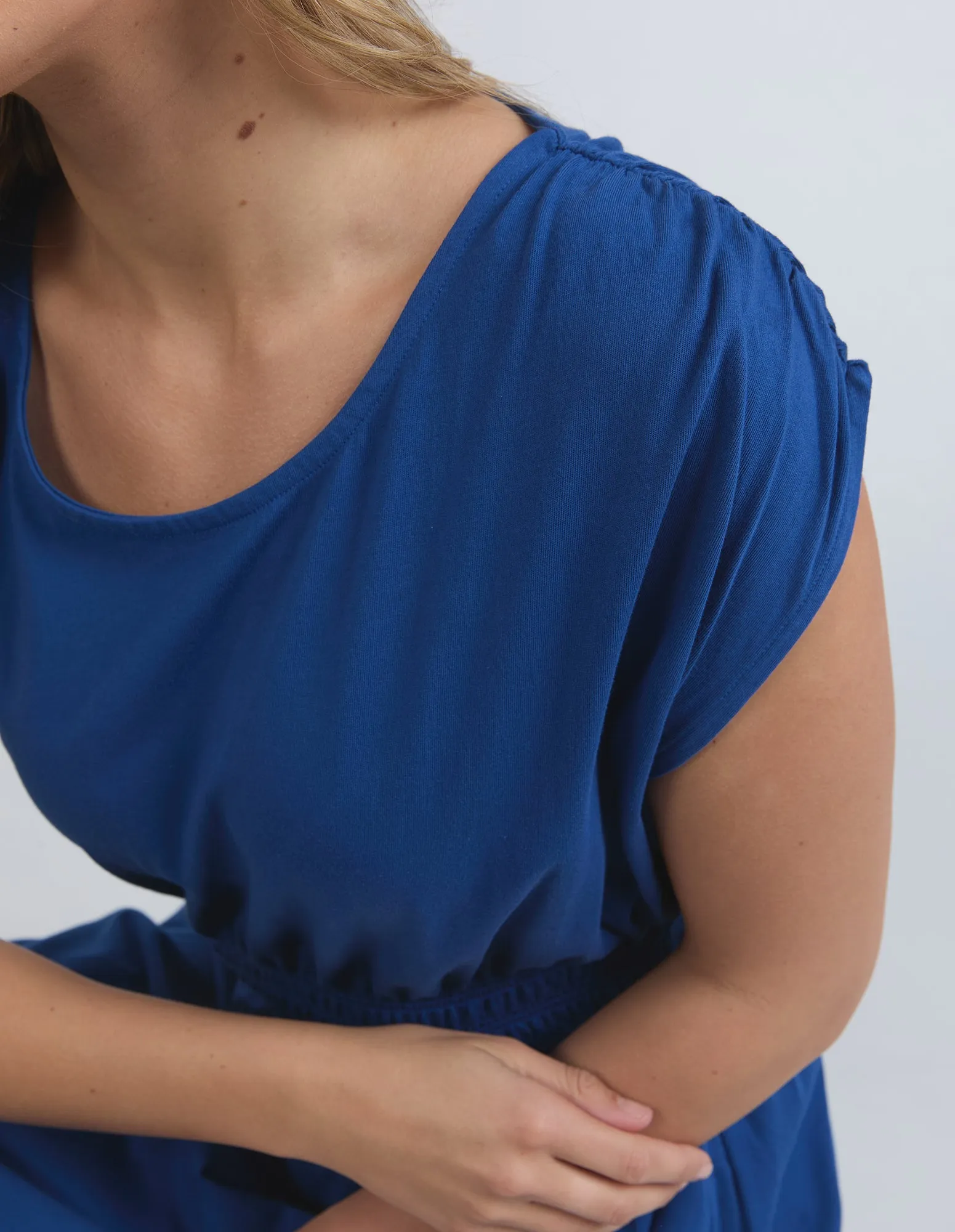 Nelle Midi Dress - Elm Lifestyle