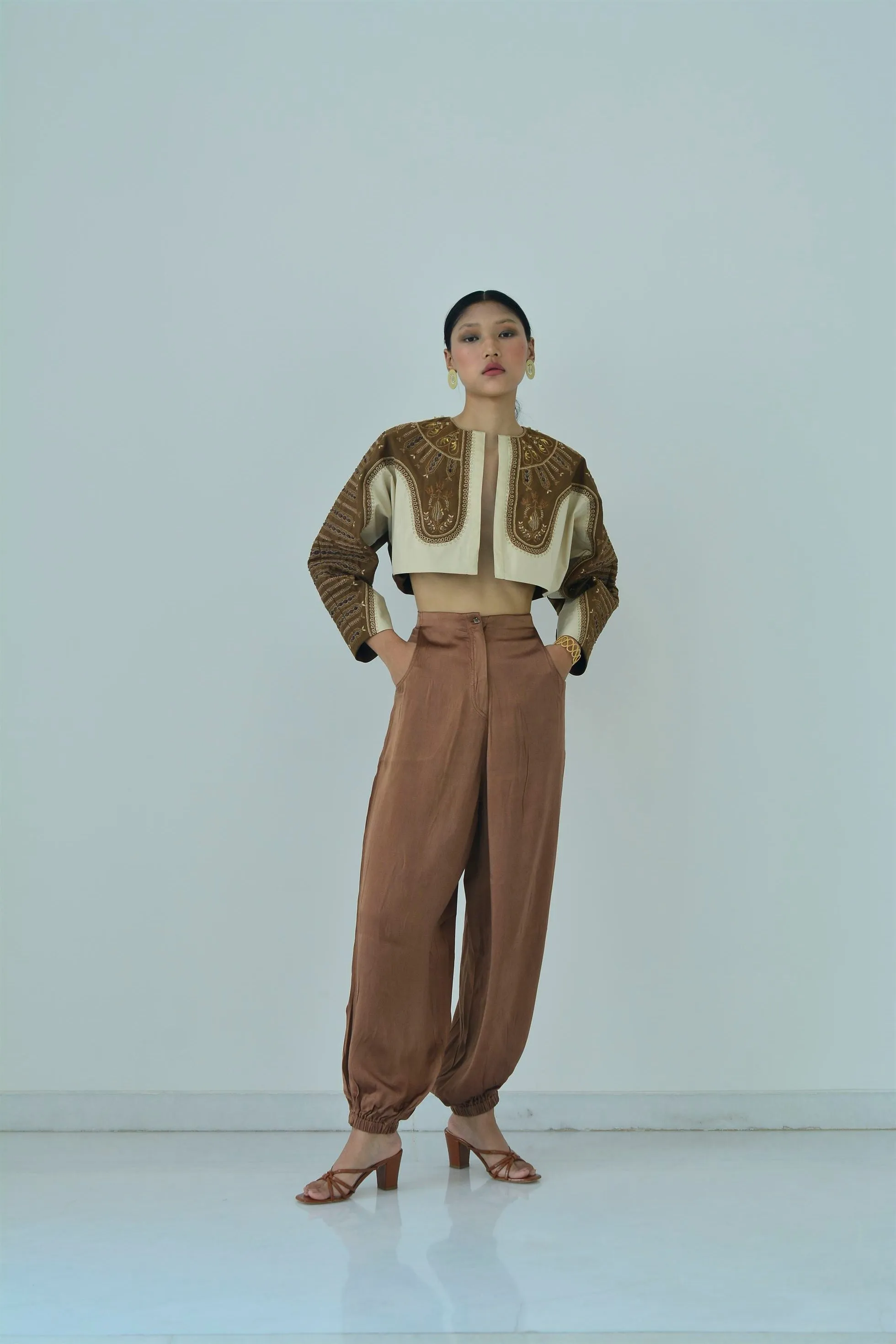 New Season Summer to Fall 2024-Crop Top Two Toned Poly Wool Off White Brown-TB/WC/064-Suzanne-Fashion Edit Hemji