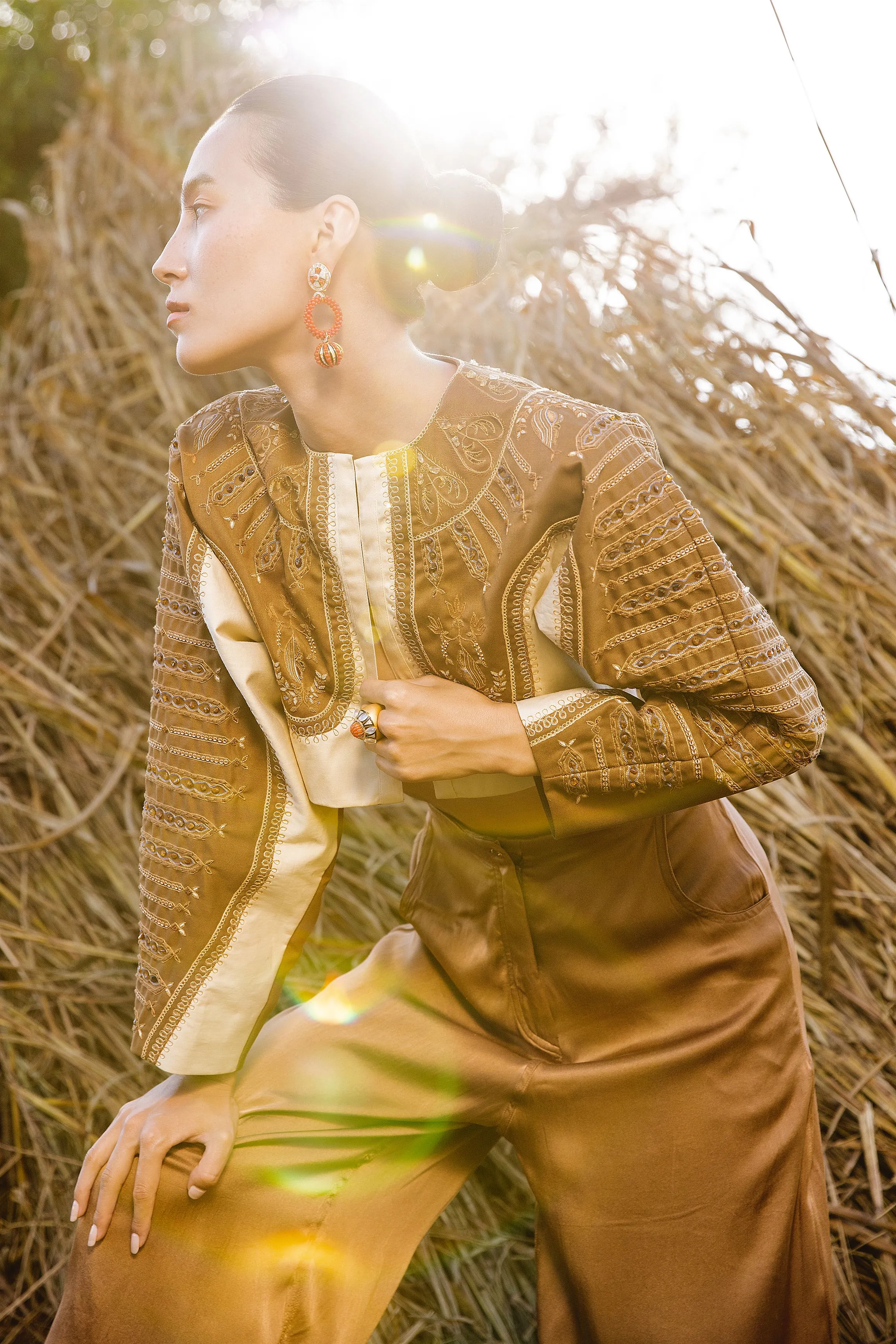 New Season Summer to Fall 2024-Crop Top Two Toned Poly Wool Off White Brown-TB/WC/064-Suzanne-Fashion Edit Hemji
