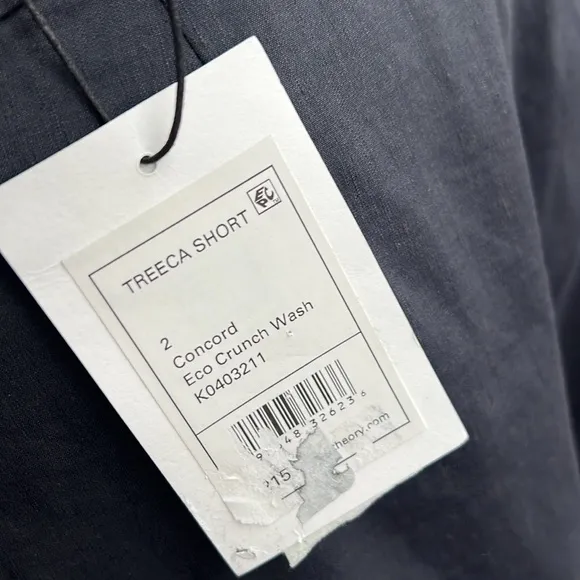 New Theory Treeca Bermuda Shorts in Eco Crunch Wash Size 2