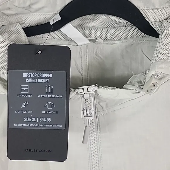 NWT Fabletics Women's Ripstop Cropped Cargo Jacket Luna Grey Sz XL