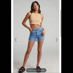 🔥🔥🔥NWT Levi's® Premium RIBCAGE WOMEN'S SHORTS