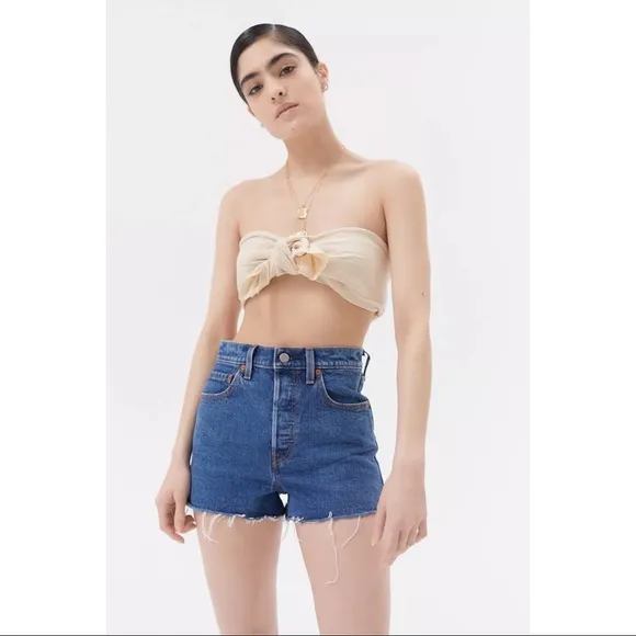 NWT Levi’s Ribcage Denim Short - Charles Erosion