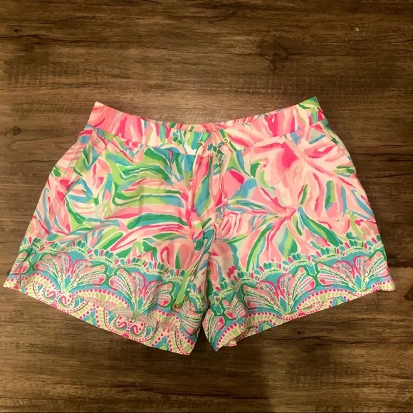 NWT Lilly Pulitzer Katia Shorts