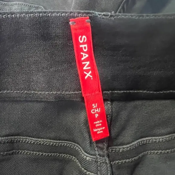 NWT! SPANX 6-Inch Stretch Twill Shorts in Washed Black at Nordstrom, Size Small