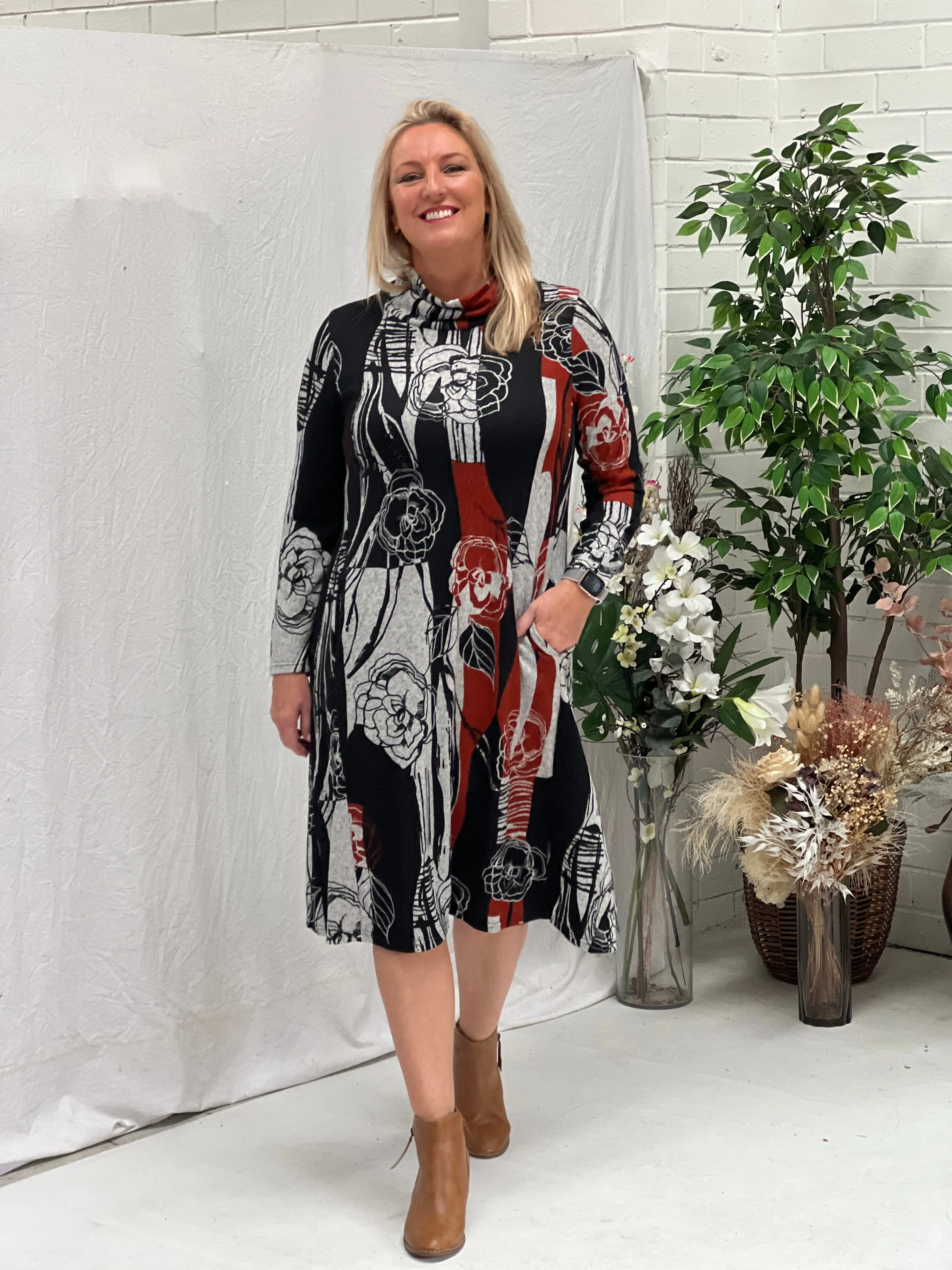 Octavia Abstract Knit Dress