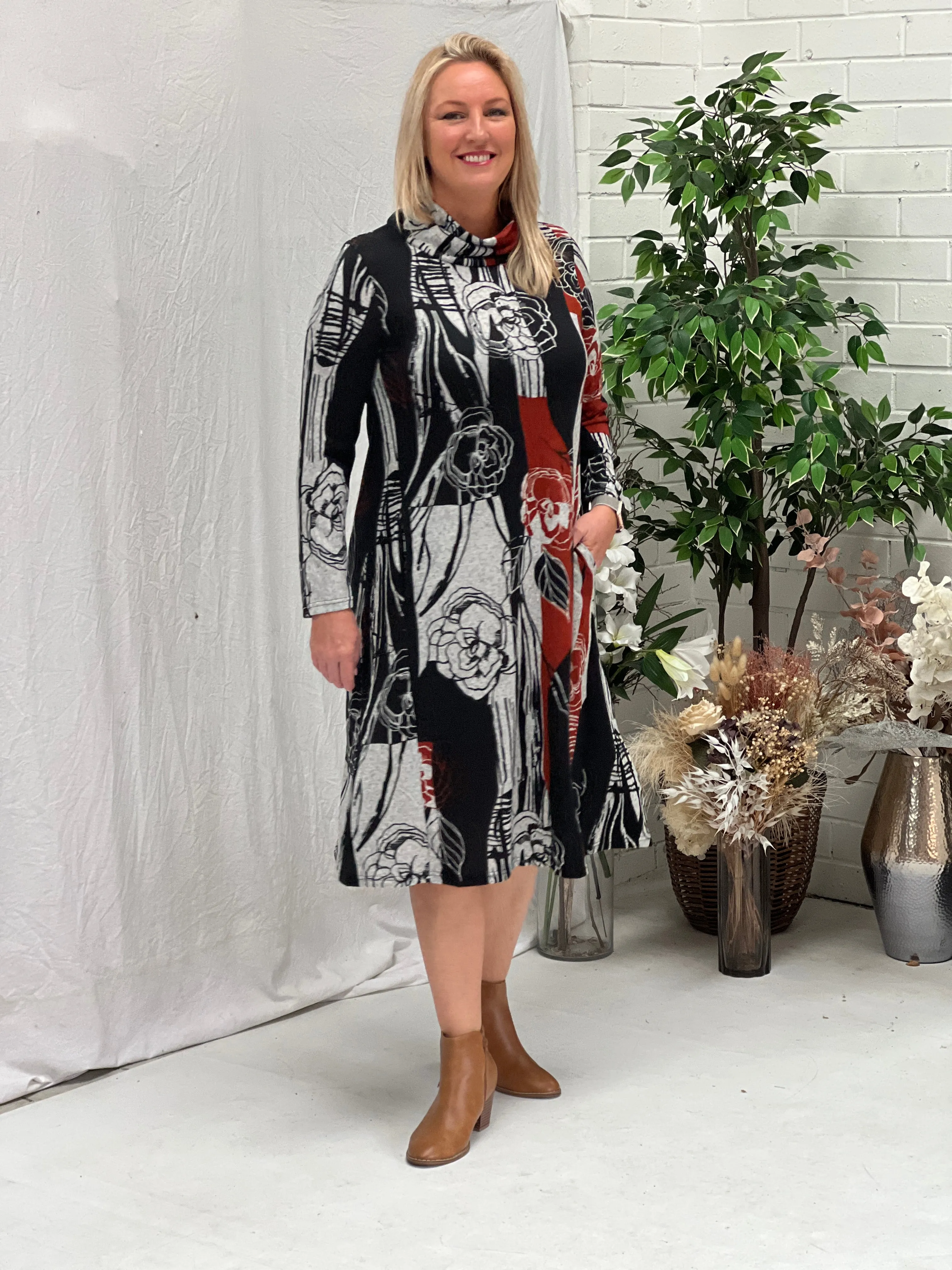 Octavia Abstract Knit Dress