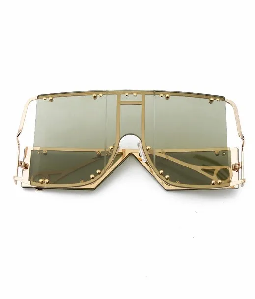 Oversized RiRi sunglasses