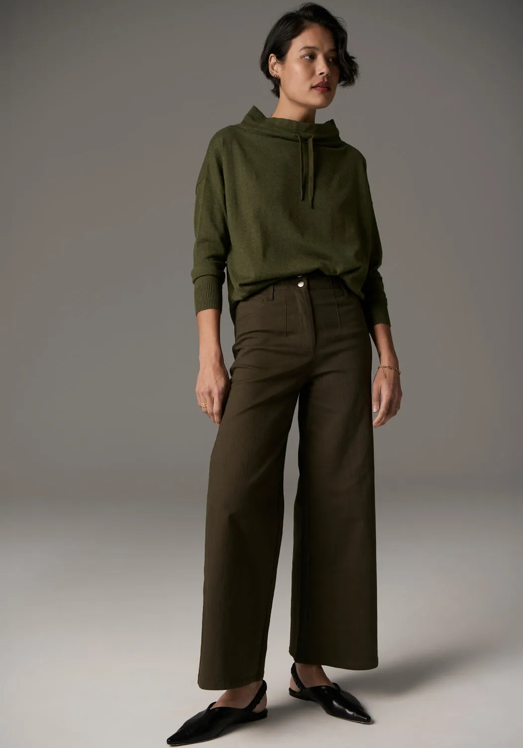 POL Beech Drawcord Knit - Khaki