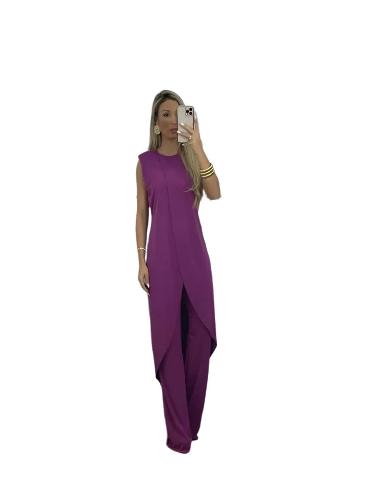 Sarah – Elegant Women's Top and Matching Trousers Twin Set
