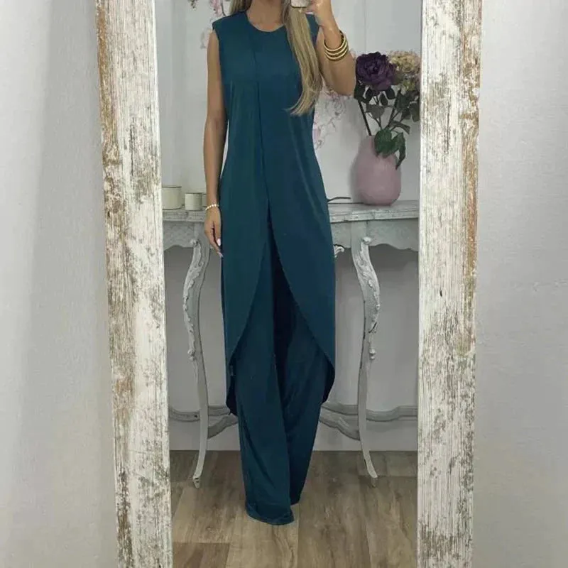 Sarah – Elegant Women's Top and Matching Trousers Twin Set
