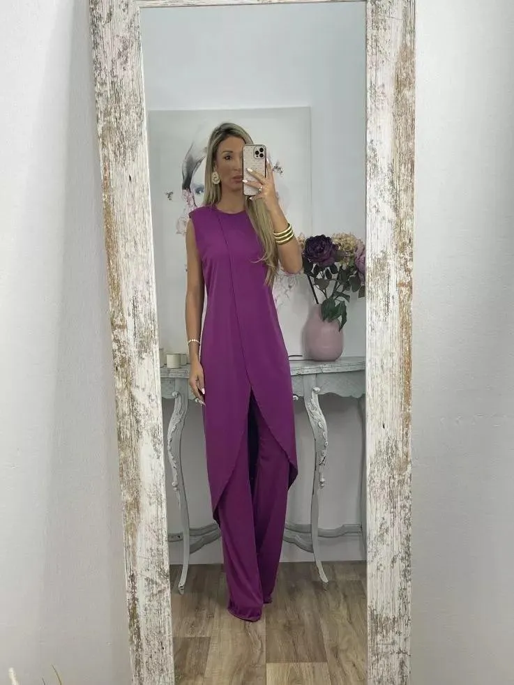 Sarah – Elegant Women's Top and Matching Trousers Twin Set