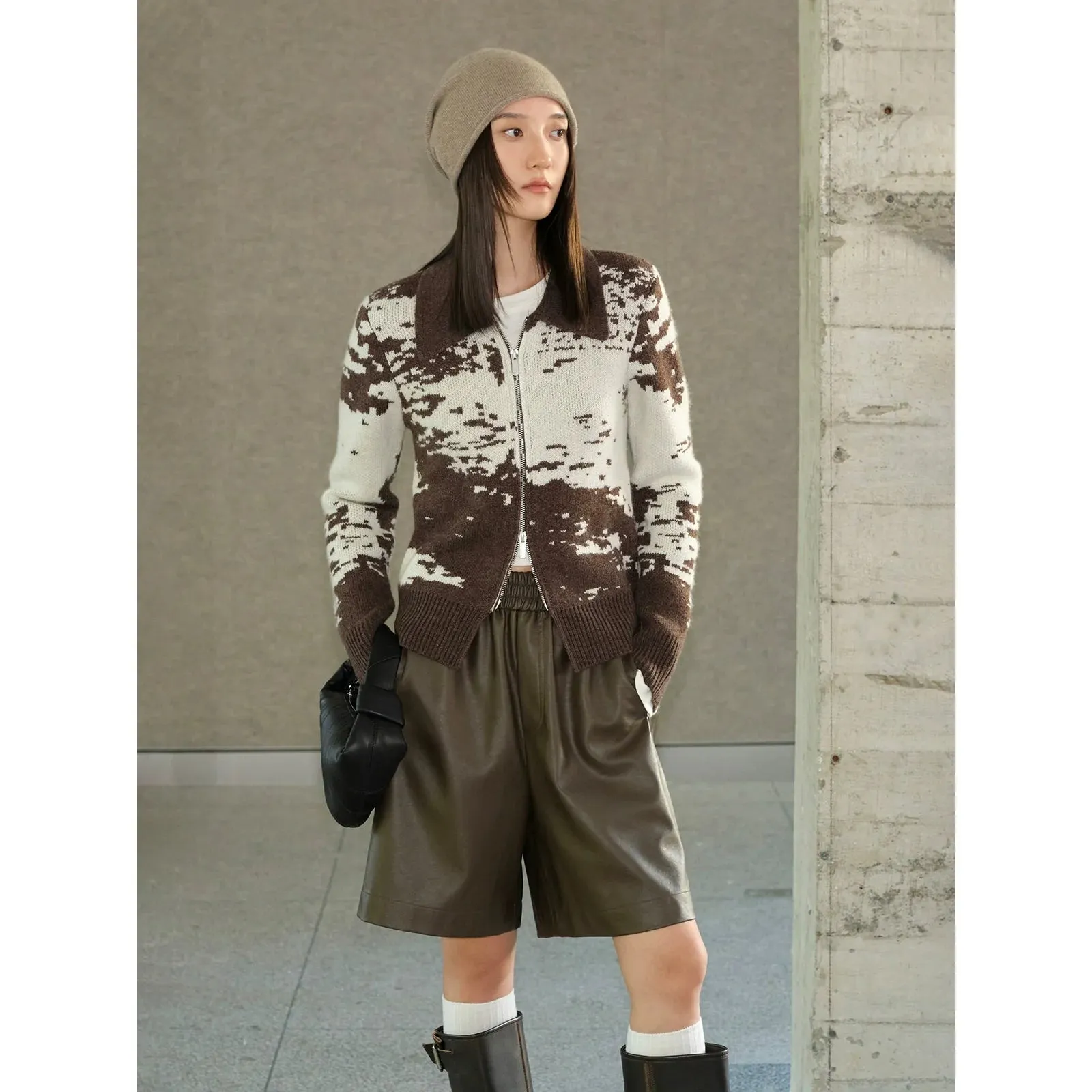 Sesame Dot Jacquard Zip Cardigan
