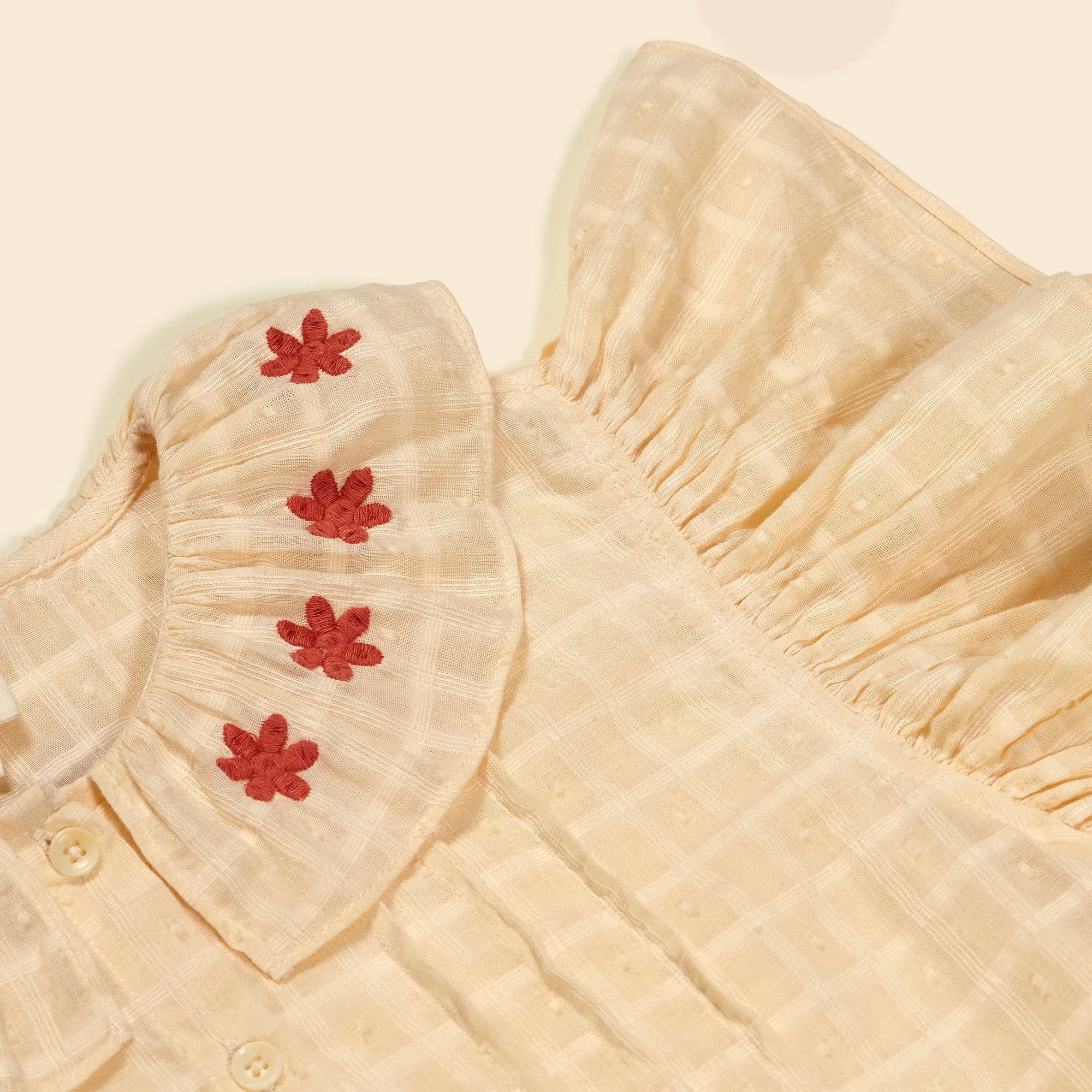 Silvie Blouse, Milk