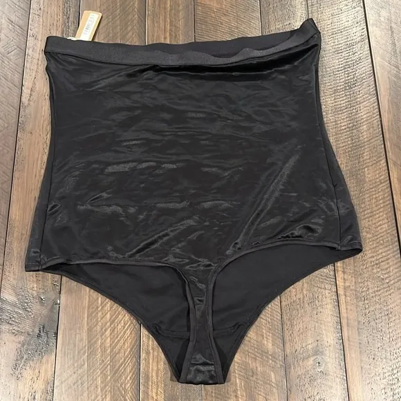 Skims Barely There High Waist Thong