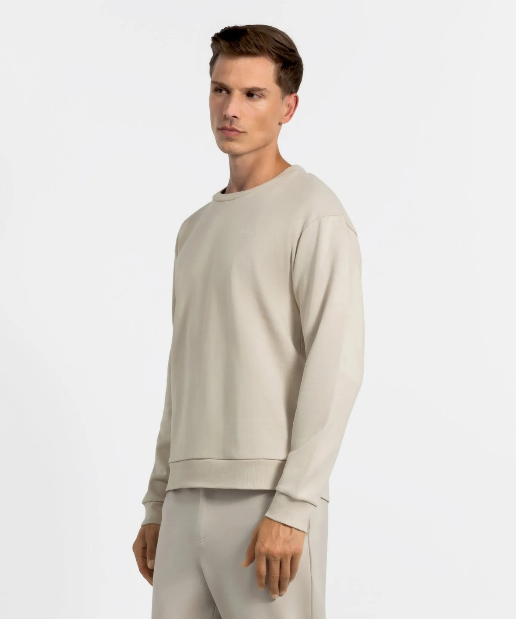 SW 01 Essence Logo Sand