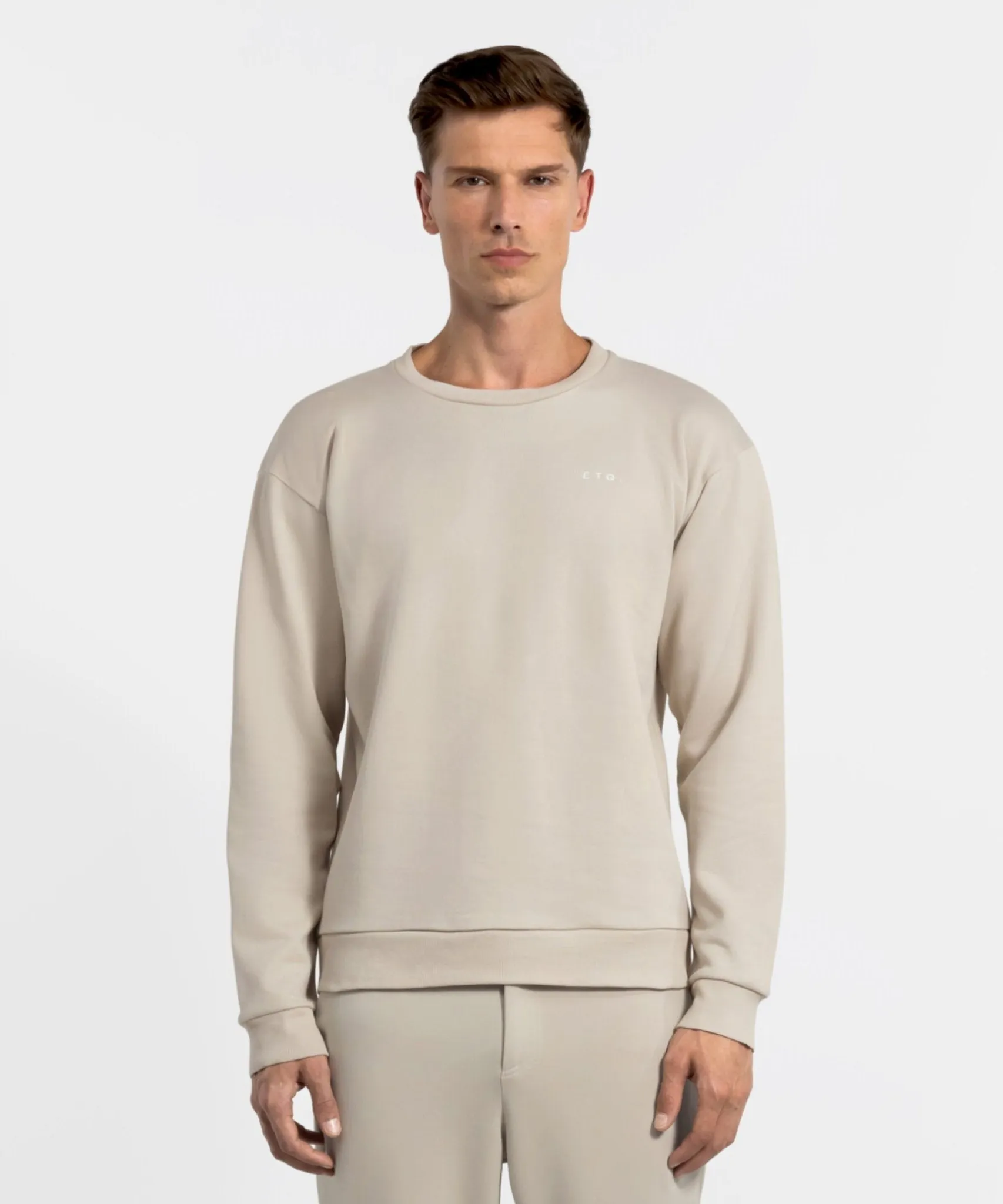 SW 01 Essence Logo Sand