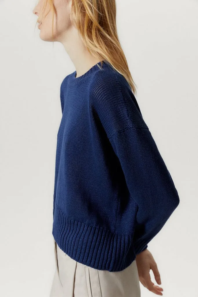 The Pure Linen Boxy Crewneck