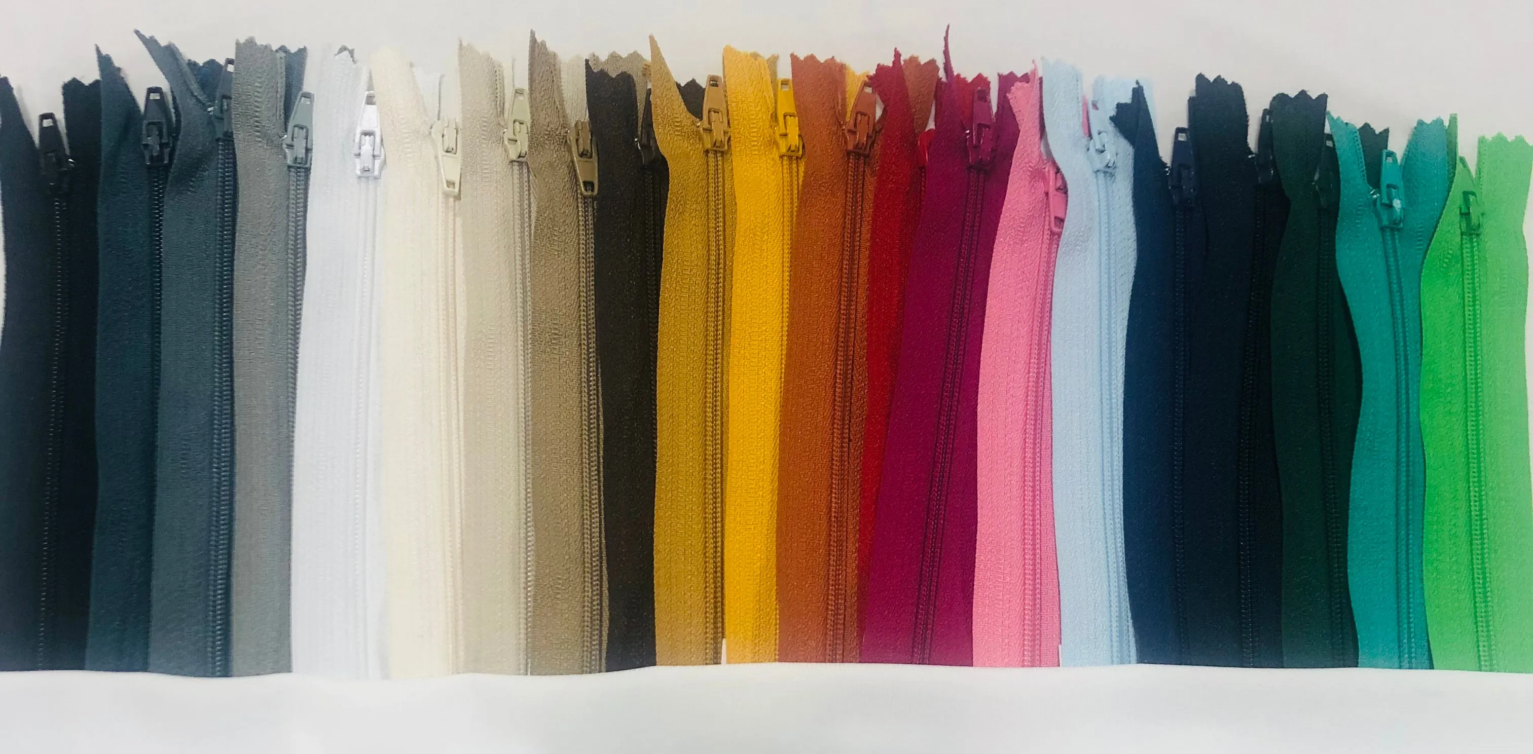 Vizzy Dress Zip - 40cm