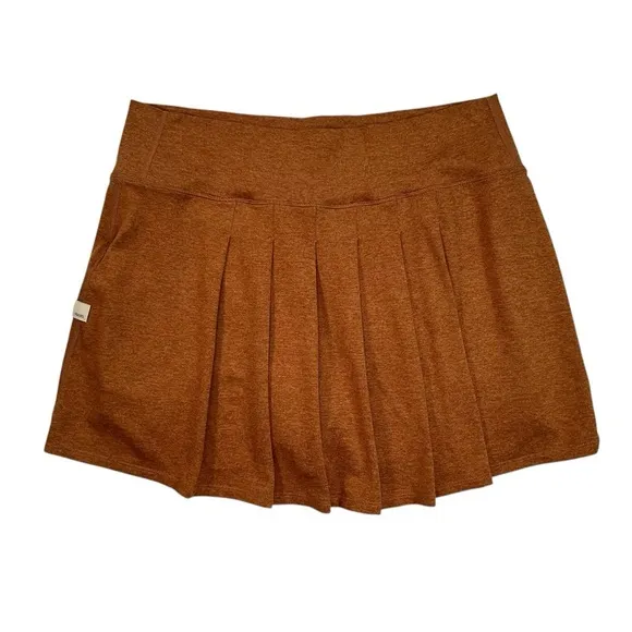 Vuori: Women's Halo Performance Skirt Large Palo Santo Heather Skirt Skort