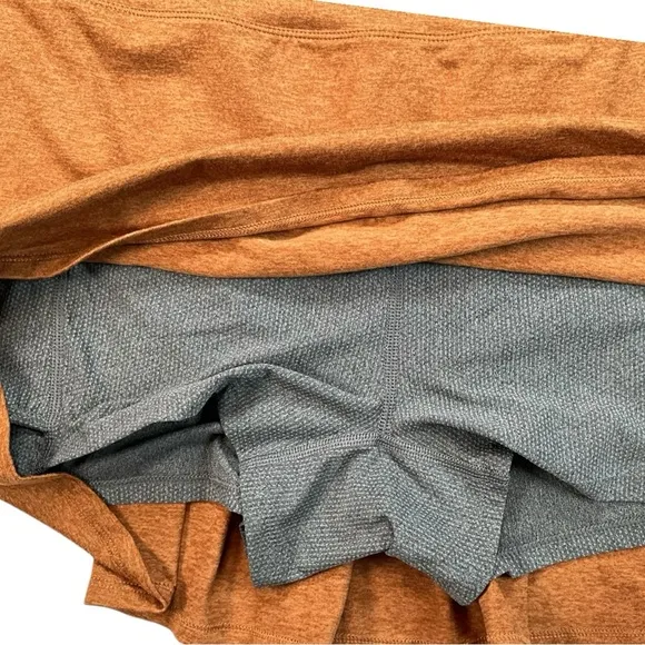 Vuori: Women's Halo Performance Skirt Large Palo Santo Heather Skirt Skort